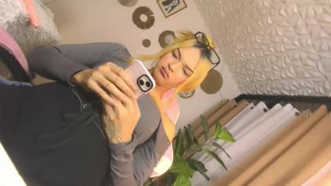 Snapshot of isabellizacums chatting on March 2026 08:25:01 PM isabelliza princess online show from March 2026 08:25:01 PM