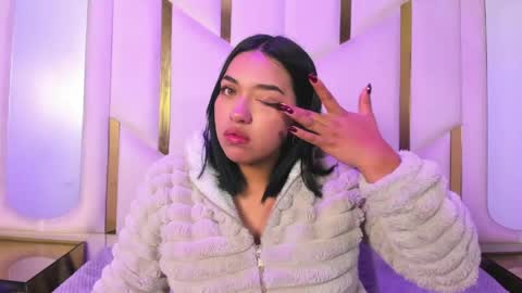 isabellrodriguez18 online show from May 2026 03:45:02 AM