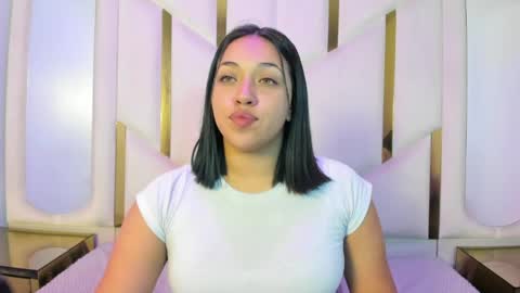 isabellrodriguez18 online show from May 2026 03:24:02 AM