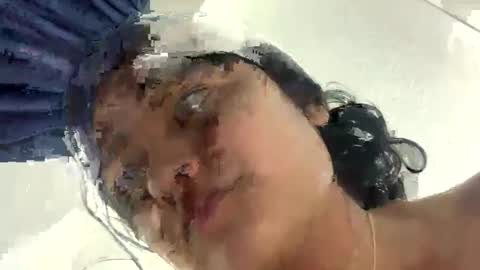 Snapshot of isabelprietoo chatting on March 2025 02:09:01 AM Isa online show from March 2025 02:09:01 AM