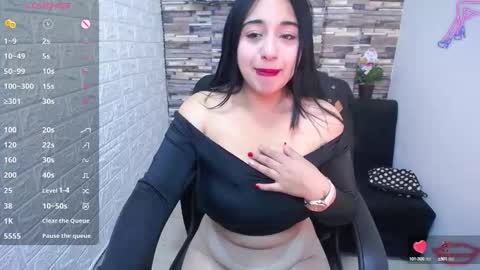 Hi there im Isabelsaenzxx online show from September 2025 12:32:01 PM