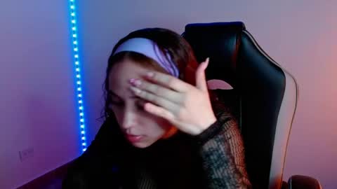 ISADORA online show from April 2026 07:59:01 PM