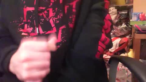 Snapshot of isazayh chatting on December 2025 08:36:02 PM Isazayh online show from December 2025 08:36:02 PM