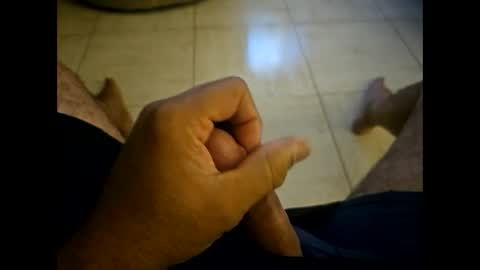 Snapshot of iscrewinutibolt chatting on December 2025 11:16:02 AM Carlos online show from December 2025 11:16:02 AM