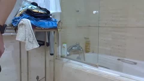 isd1969 online show from February 2025 12:05:02 PM