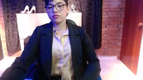 isabela online show from February 2026 03:54:01 AM