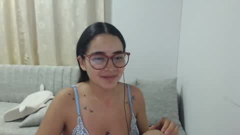 Emma online show from March 2026 03:21:01 AM