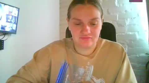 Snapshot of isingle_mom chatting on September 2025 06:46:01 AM isingle_mom online show from September 2025 06:46:01 AM