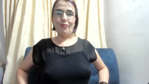 Snapshot of isisblakee chatting on June 2026 03:15:01 AM Isis online show from June 2026 03:15:01 AM