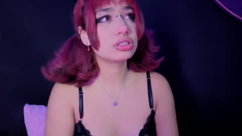 Isisjones18 online show from September 2025 04:12:01 AM