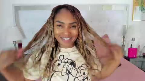 Vanessa online show from June 2026 11:30:02 AM