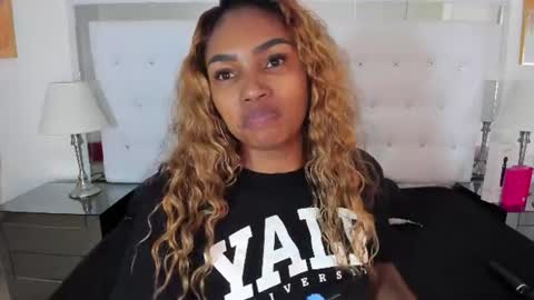 Vanessa online show from June 2026 11:35:01 AM