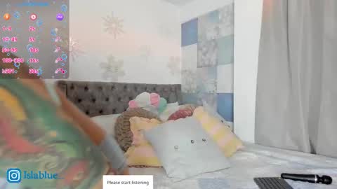 Snapshot of islaa_bluee chatting on February 2026 03:26:02 AM Isla Blue online show from February 2026 03:26:02 AM