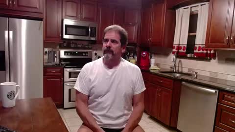 Snapshot of islandguy70 chatting on October 2025 11:07:01 PM Jim online show from October 2025 11:07:01 PM