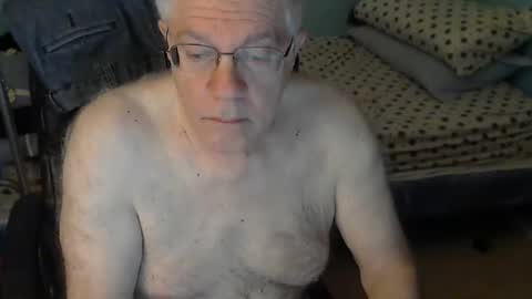 Snapshot of islesman22 chatting on December 2024 11:17:01 AM islesman22 online show from December 2024 11:17:01 AM