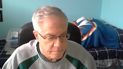 Snapshot of islesman22 chatting on January 2025 04:09:01 PM islesman22 online show from January 2025 04:09:01 PM