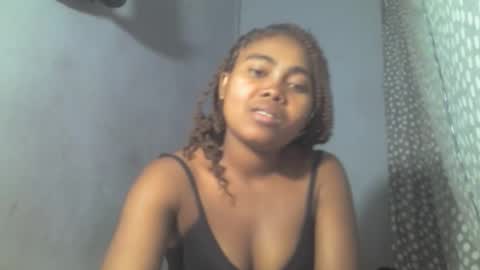 ismayrah online show from May 2026 11:56:01 PM