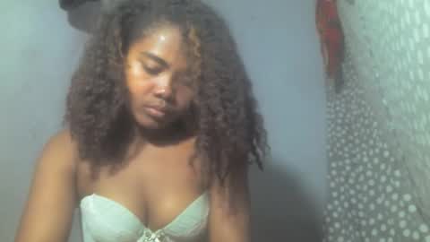 ismayrah online show from May 2026 06:03:01 PM