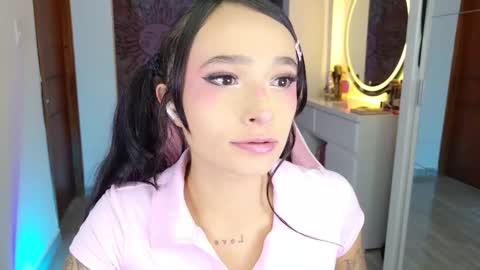 Snapshot of issa_garcia chatting on February 2026 10:28:02 PM I S S A B E L A Igissaa ax Xlittleissa online show from February 2026 10:28:02 PM