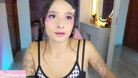 Snapshot of issa_garcia chatting on February 2026 11:22:01 AM I S S A B E L A Igissaa ax Xlittleissa online show from February 2026 11:22:01 AM