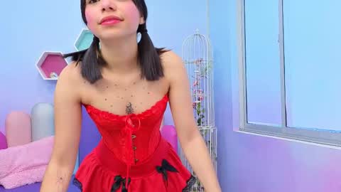 Issa Skinny online show from October 2025 11:32:02 AM