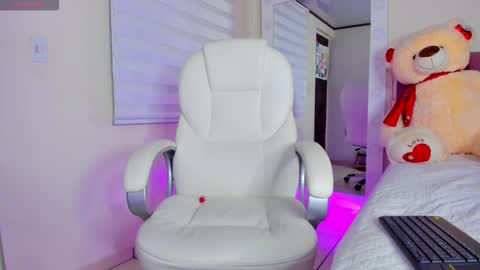 Isa  online show from November 2025 09:44:02 AM