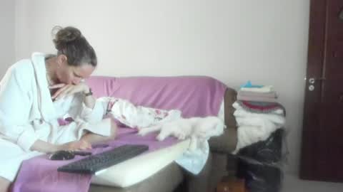 Issabelle online show from June 2026 04:55:01 AM