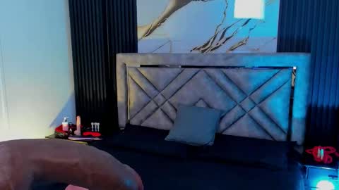 Issafoxx online show from October 2025 11:40:01 AM