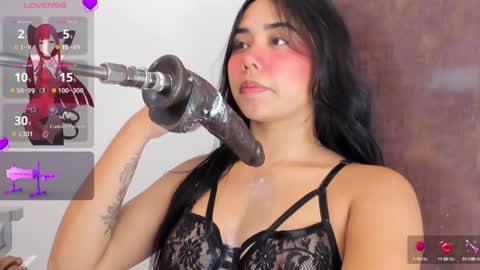 Issie online show from January 2025 01:34:02 AM