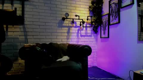 Snapshot of italomoore chatting on September 2025 11:21:02 AM Italo Moore online show from September 2025 11:21:02 AM