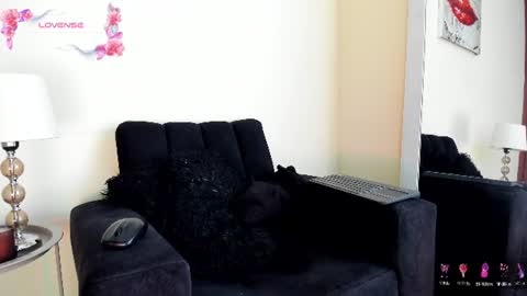 Angelica online show from June 2026 06:07:01 PM