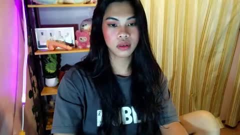 its_chloe20 online show from June 2026 04:38:02 PM