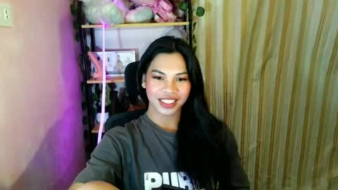 its_chloe20 online show from June 2026 06:45:01 PM