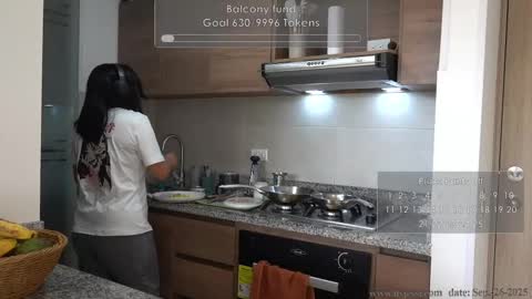 Jessi online show from September 2025 06:12:02 PM