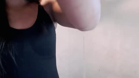 Snapshot of its_kynth chatting on October 2025 12:44:02 PM its_kynth online show from October 2025 12:44:02 PM