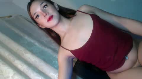 Snapshot of its_me_ezzie chatting on February 2025 08:19:02 PM EZZIE online show from February 2025 08:19:02 PM