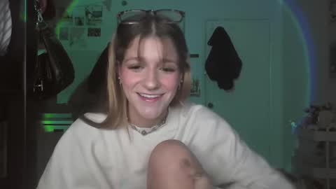 Snapshot of itsalexlove chatting on January 2025 03:12:01 AM Alex Love online show from January 2025 03:12:01 AM