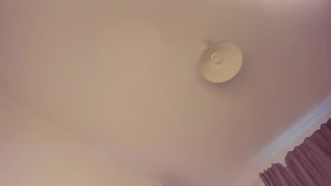 Isabella online show from February 2026 03:32:02 PM