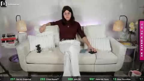 itschloelaurent online show from May 2026 03:45:02 AM