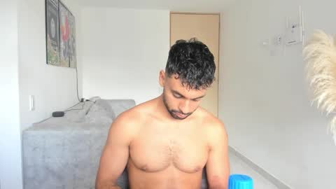 CALL ME GEO online show from October 2025 08:53:02 PM