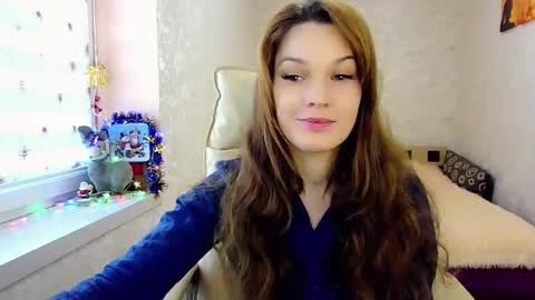Snapshot of itslunaday chatting on December 2024 11:39:02 AM itslunaday online show from December 2024 11:39:02 AM