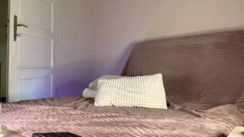 Snapshot of itsmaxxbaby chatting on April 2026 04:57:01 AM Maxx online show from April 2026 04:57:01 AM