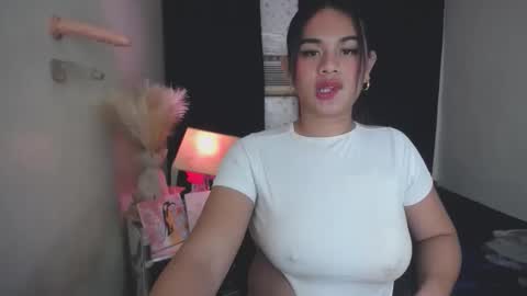 Snapshot of itsme_jazzy chatting on November 2025 05:13:01 PM JAZ online show from November 2025 05:13:01 PM