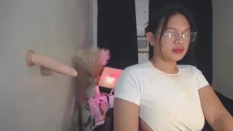 Snapshot of itsme_jazzy chatting on November 2025 04:55:02 AM JAZ online show from November 2025 04:55:02 AM