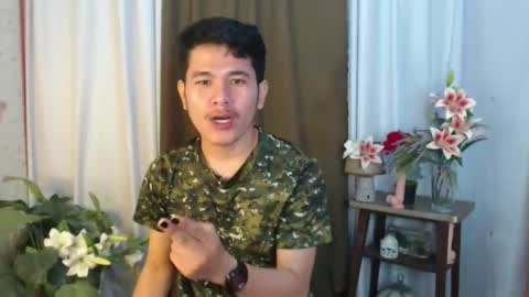 Snapshot of itsme_kent chatting on December 2025 11:05:01 AM kenneth online show from December 2025 11:05:01 AM