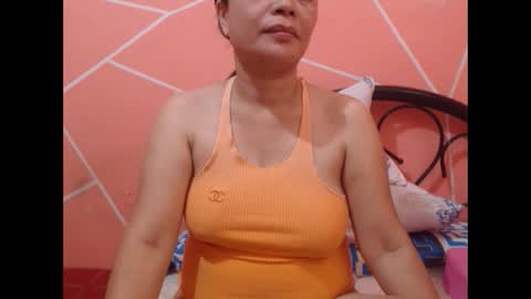 Snapshot of itsme_kitty chatting on March 2026 12:30:02 AM Kitty online show from March 2026 12:30:02 AM