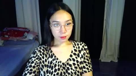 itsmehotqueen online show from May 2026 11:37:02 AM