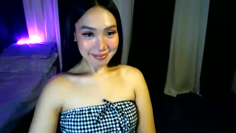 itsmehotqueen online show from May 2026 03:39:02 PM