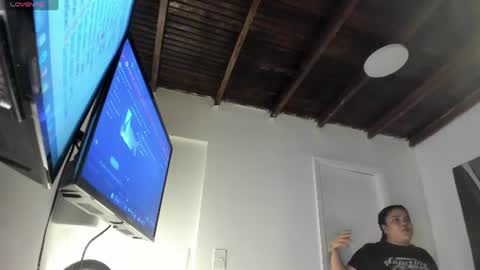 Moon online show from June 2026 06:32:02 PM