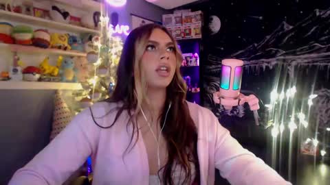 Nicki Foxx online show from December 2024 02:26:01 AM